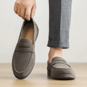 Oferta Imperdível: Mocassins Masculinos sapato sem cadarço estilo formal. Leves e respiráveis ​​e confortáveis. Calçados casuais para caminhada ao ar livre com solado macio e Antiderrapante.